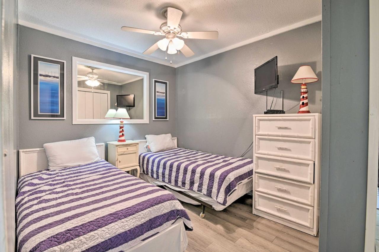 Apartment South Myrtle With Balcony - Walk To The Beach! Myrtle Beach