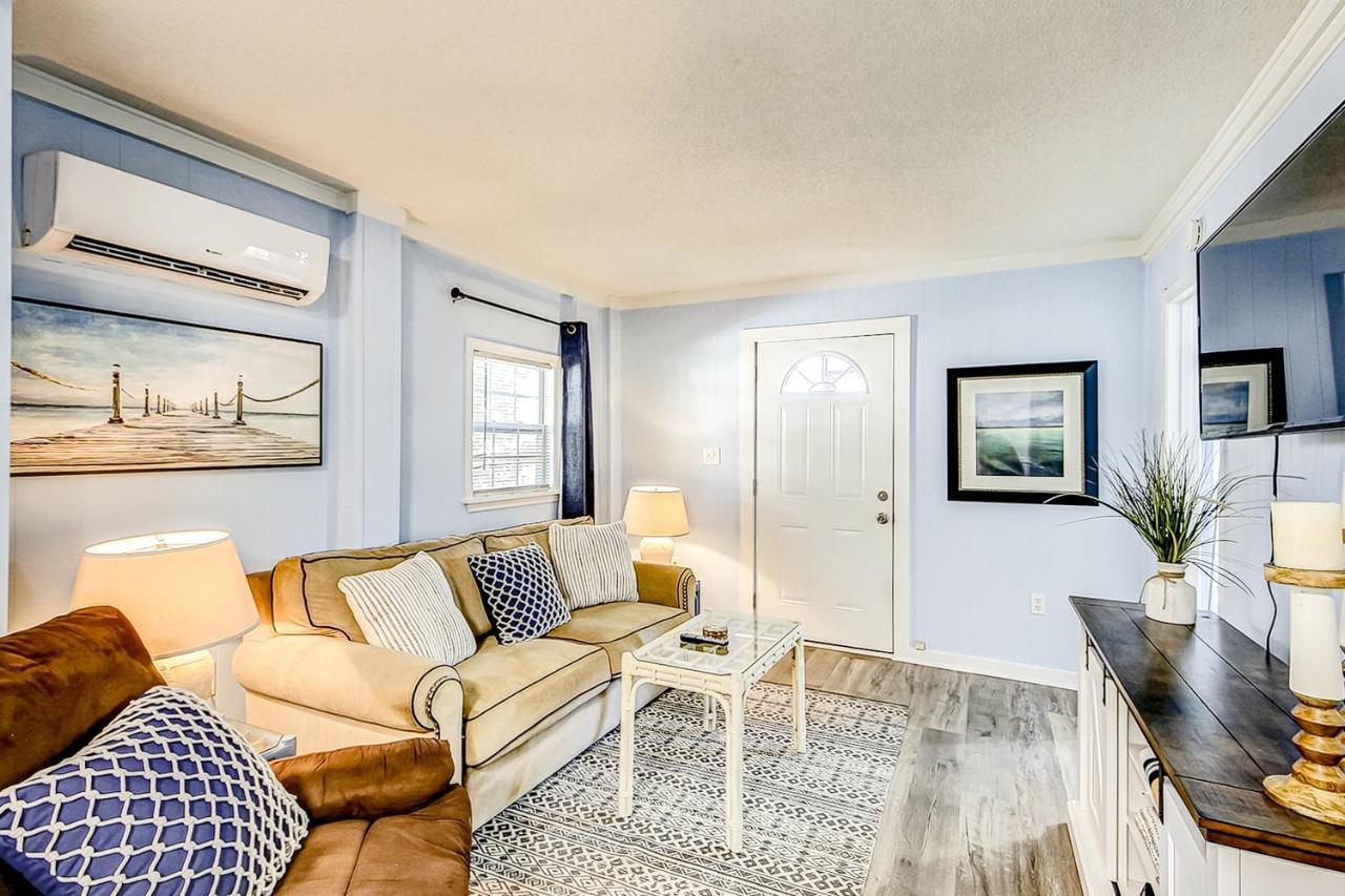 North Myrtle Getaway Apartment
