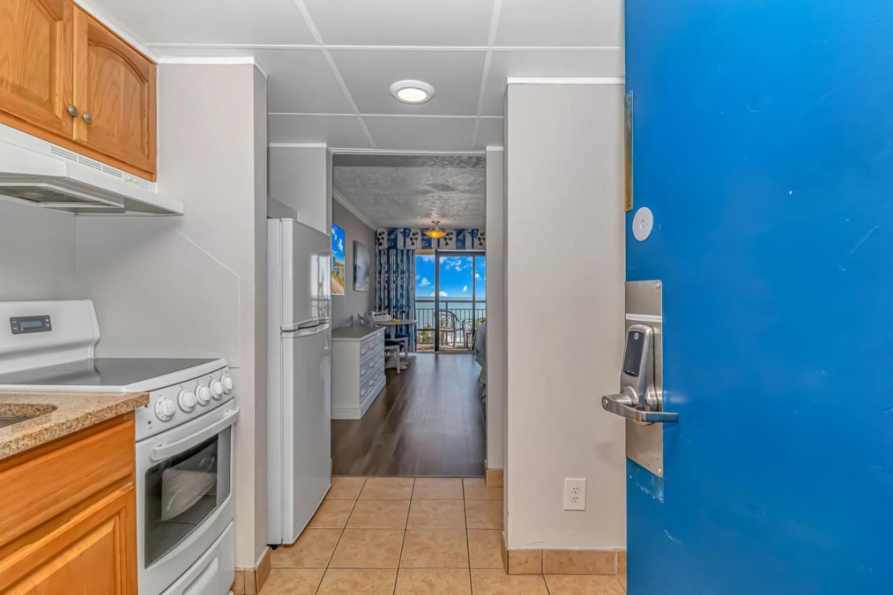 Holiday home Ocean Reef - Direct Oceanfront - Nicely Updated! Perfect For 2-4 Guests! Unit 303