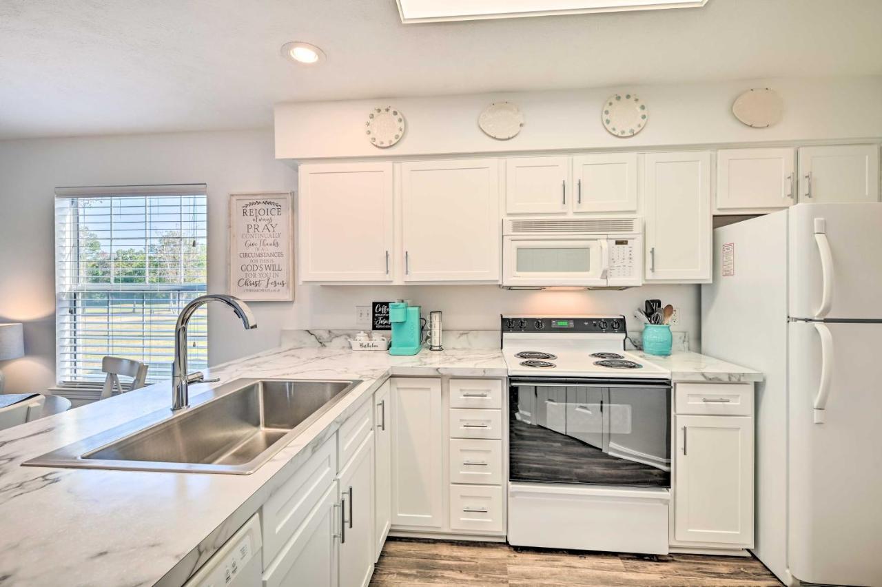 Myrtle With Community Amenities!