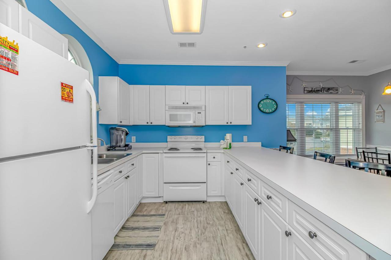 Spacious 2 Bed 2 Bath Golf Course - Perfect For 6-8 Guests! Magnolia North Unit 201 Holiday home