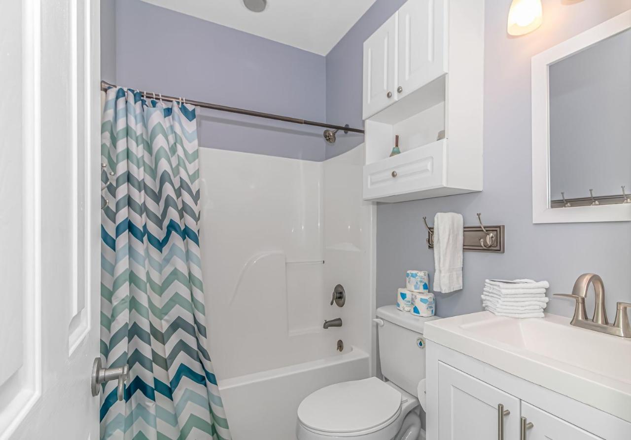 Spacious 2 Bed 2 Bath Golf Course - Perfect For 6-8 Guests! Magnolia North Unit 201 Myrtle Beach
