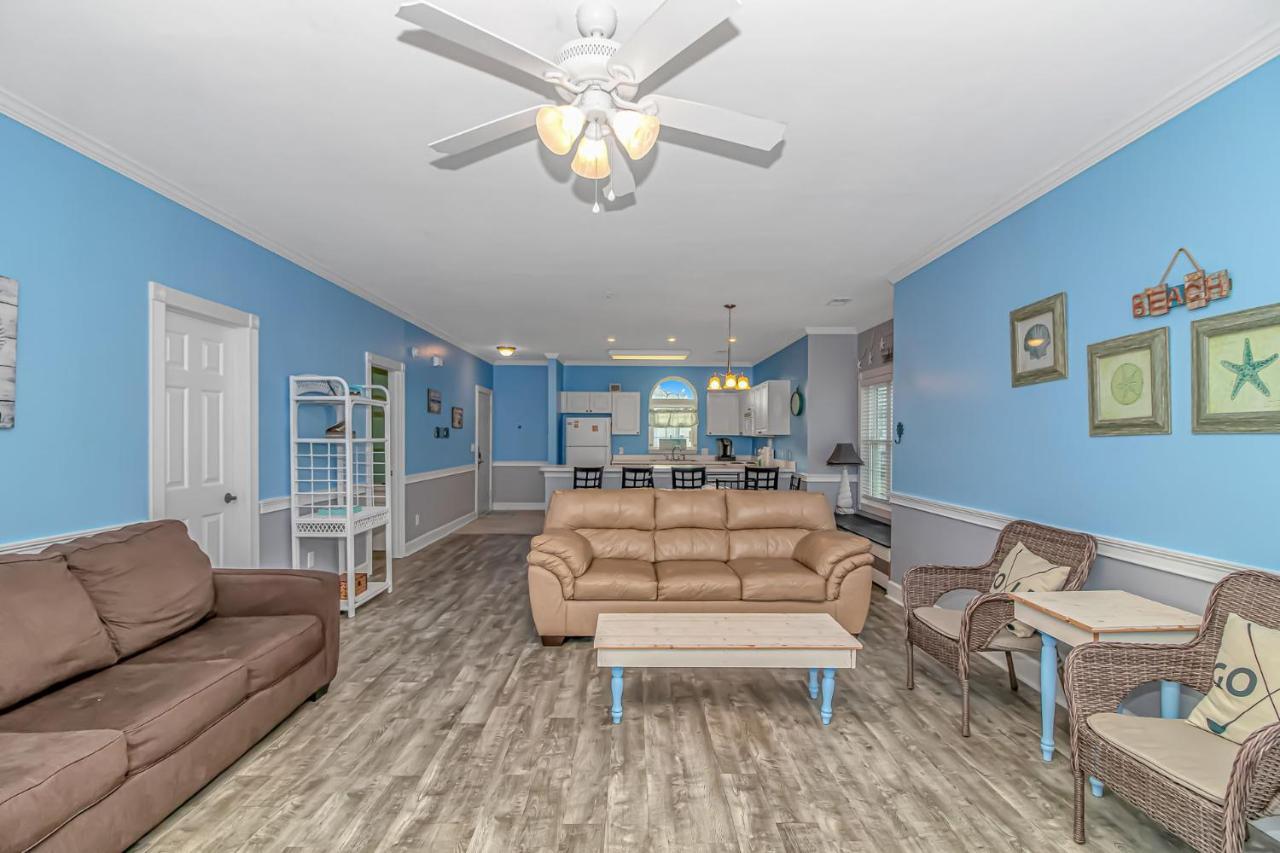 Spacious 2 Bed 2 Bath Golf Course - Perfect For 6-8 Guests! Magnolia North Unit 201 Myrtle Beach