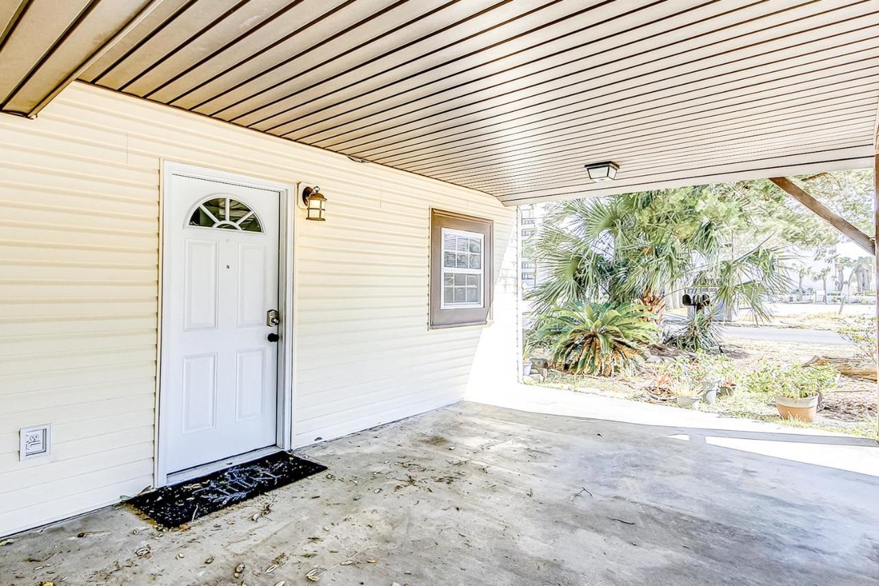 Apartment North Myrtle Getaway *