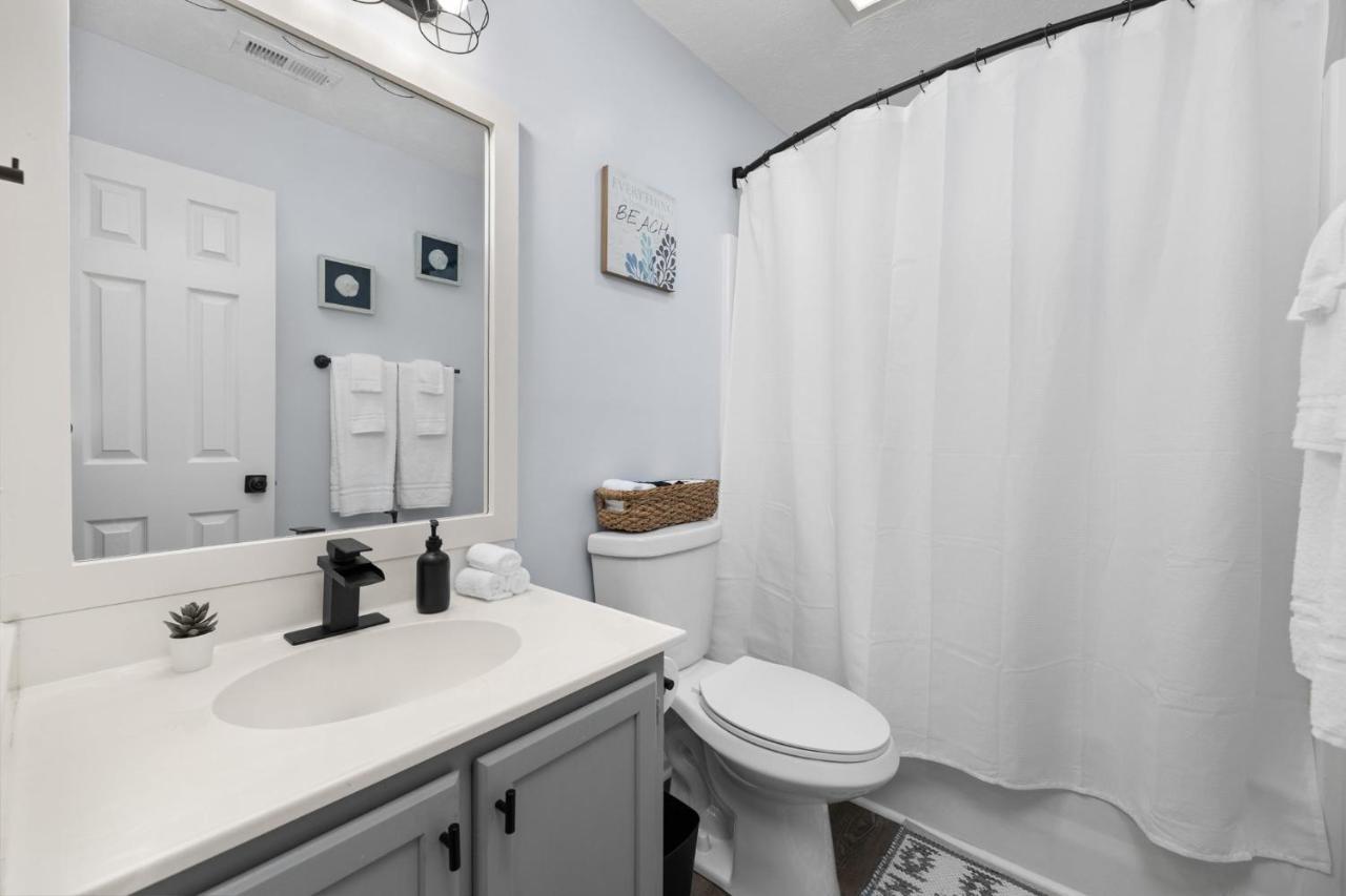 Fully Equipped 2br 2ba With King Bed In Heart Of Mb Holiday home Myrtle Beach