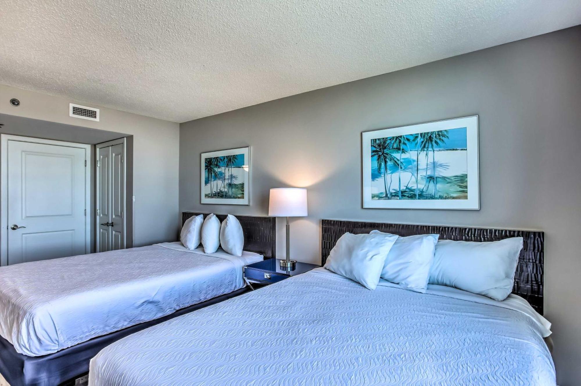 Apartment Chic North Beach Front! Myrtle Beach