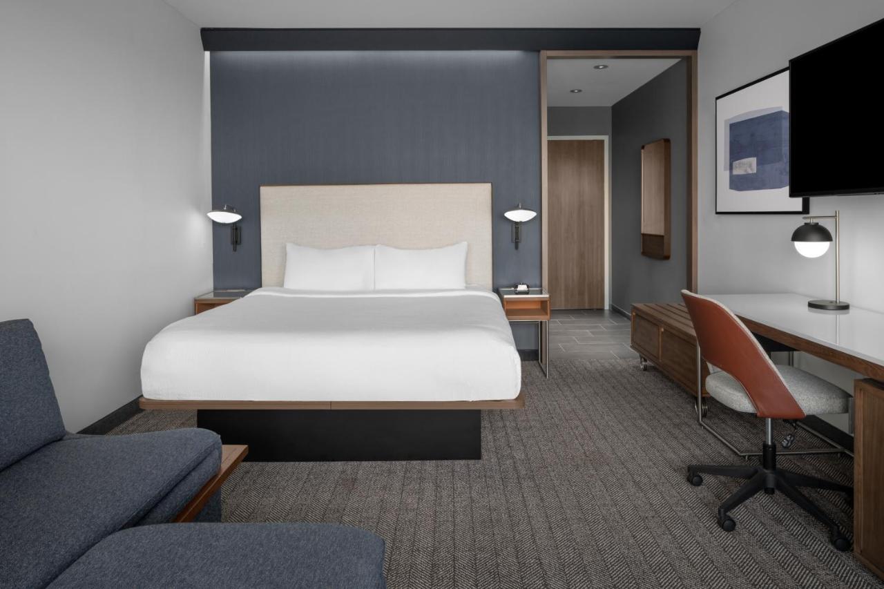 Hotel Courtyard By Marriott Myrtle Oceanfront Myrtle Beach