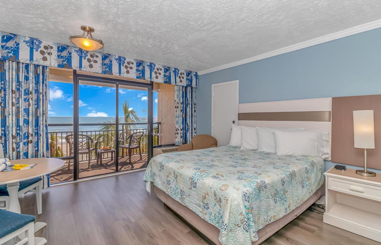Ocean Reef - Direct Oceanfront - Nicely Updated! Perfect For 2-4 Guests! Unit 303 Holiday home *