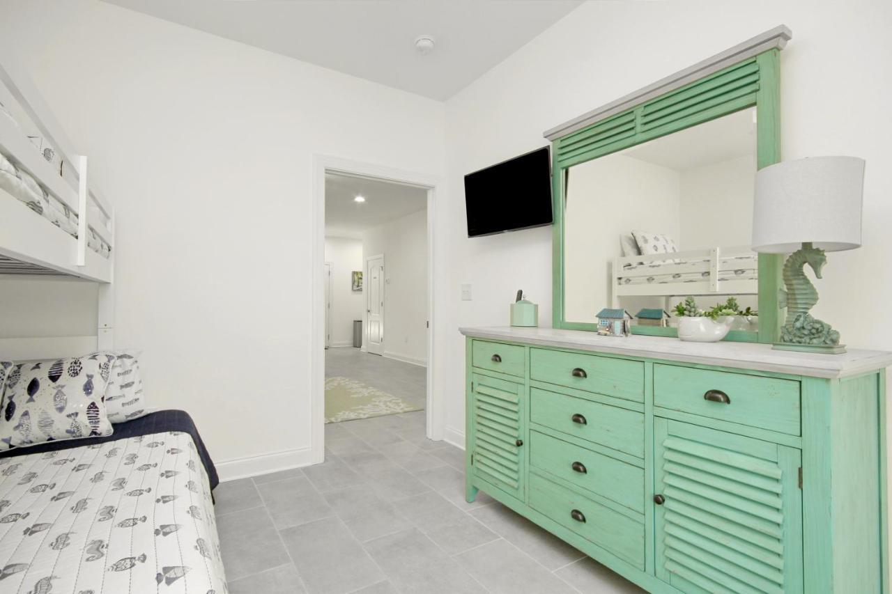 Apartment Grace By The Sea