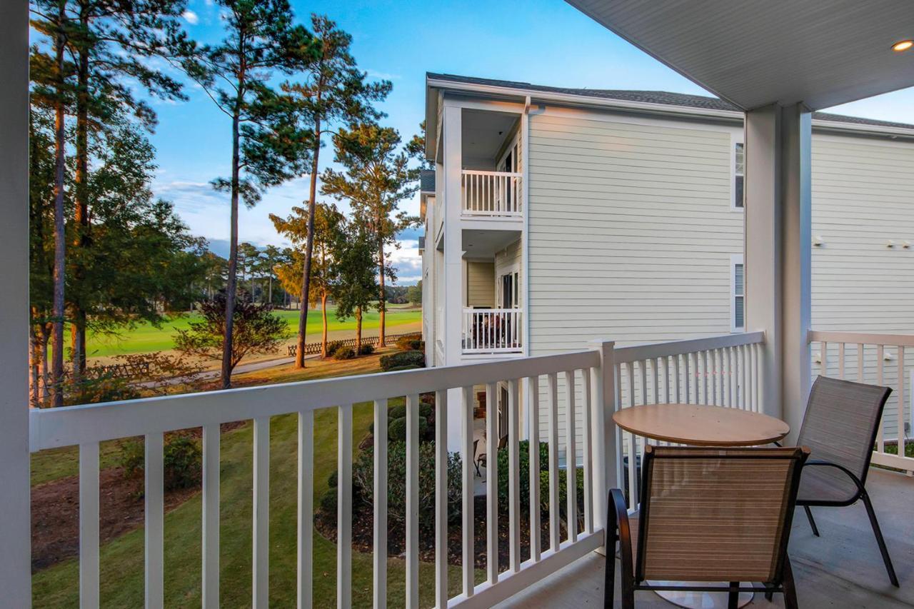 Apartment World Tour Golf Retreat