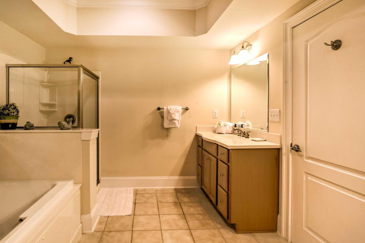 Luxury North Myrtle With Pool Access! Apartment