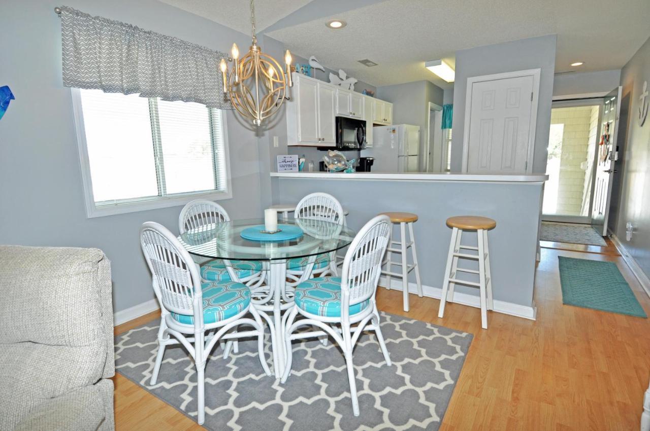 Holiday home Waterway Landing Gated Community 2br
