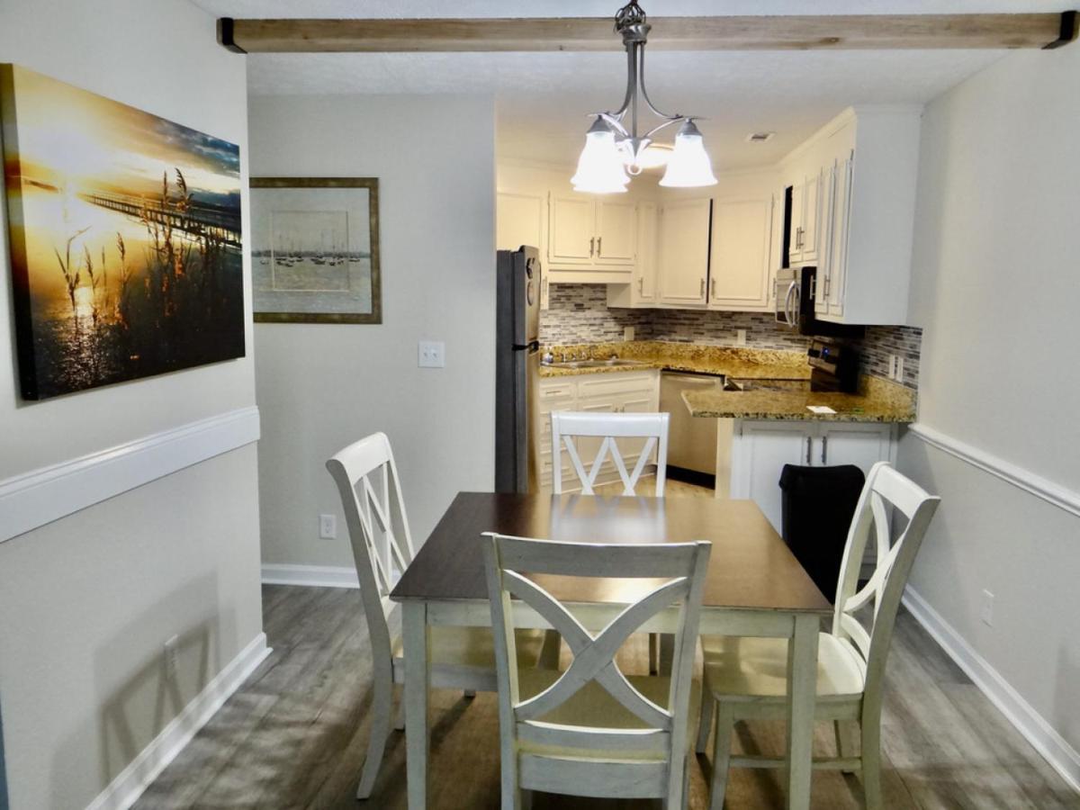 Chelsea House Unit 201 Holiday home *