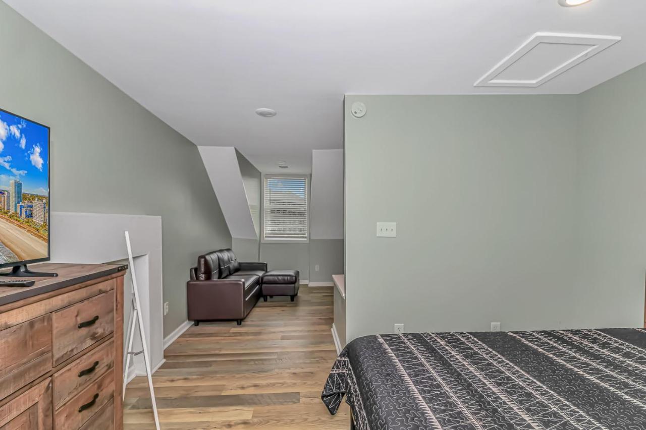 Holiday home Atlantic Retreat: Pet-friendly 1br Near Pier *