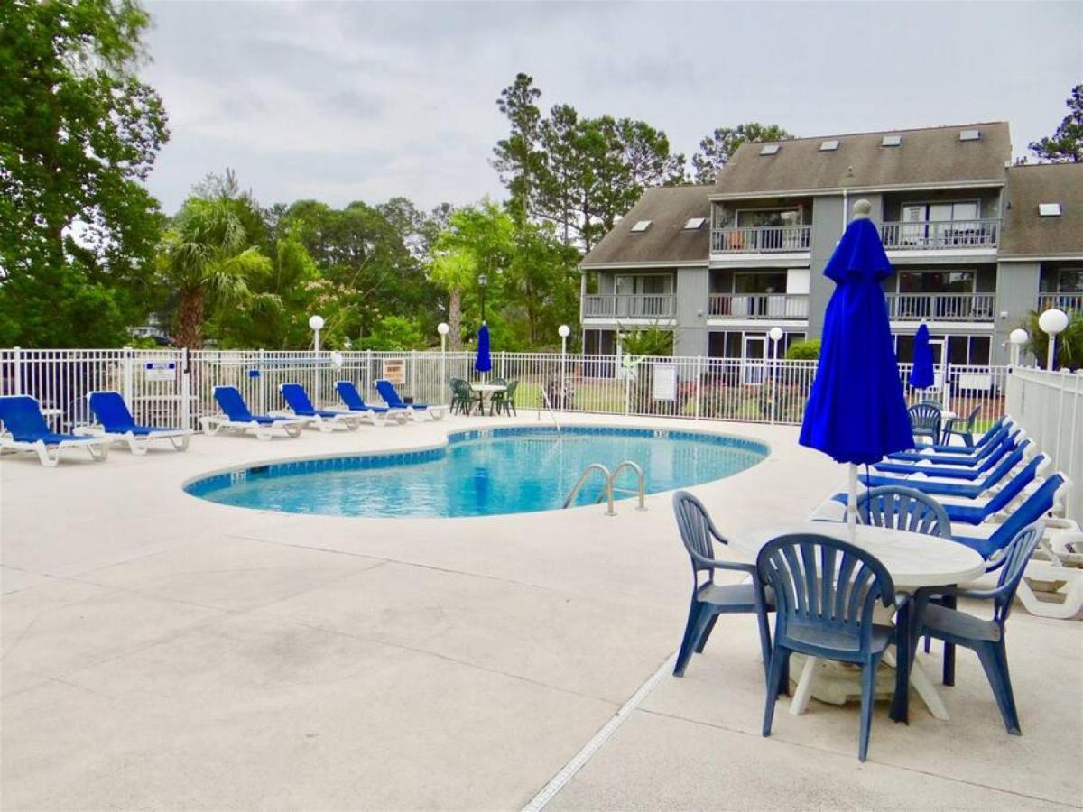 35s Golf Colony Ground Floor In Family Friendly Surfside