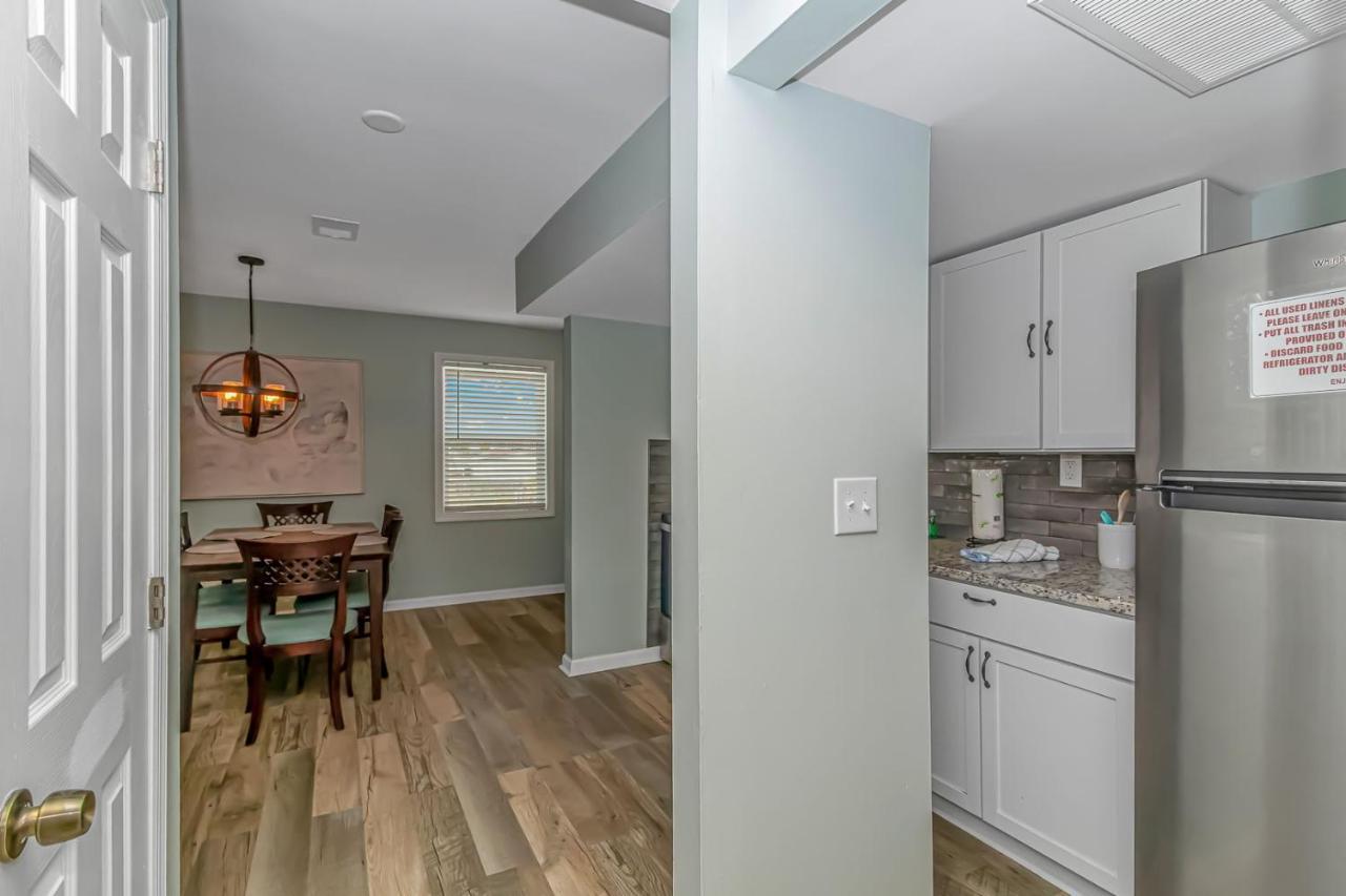 Holiday home 125 Atlantic Avenue Unit G1 - Pet Friendly! Walk To The And Pier! 2br -1ba - Sleeps 6 Guests! *