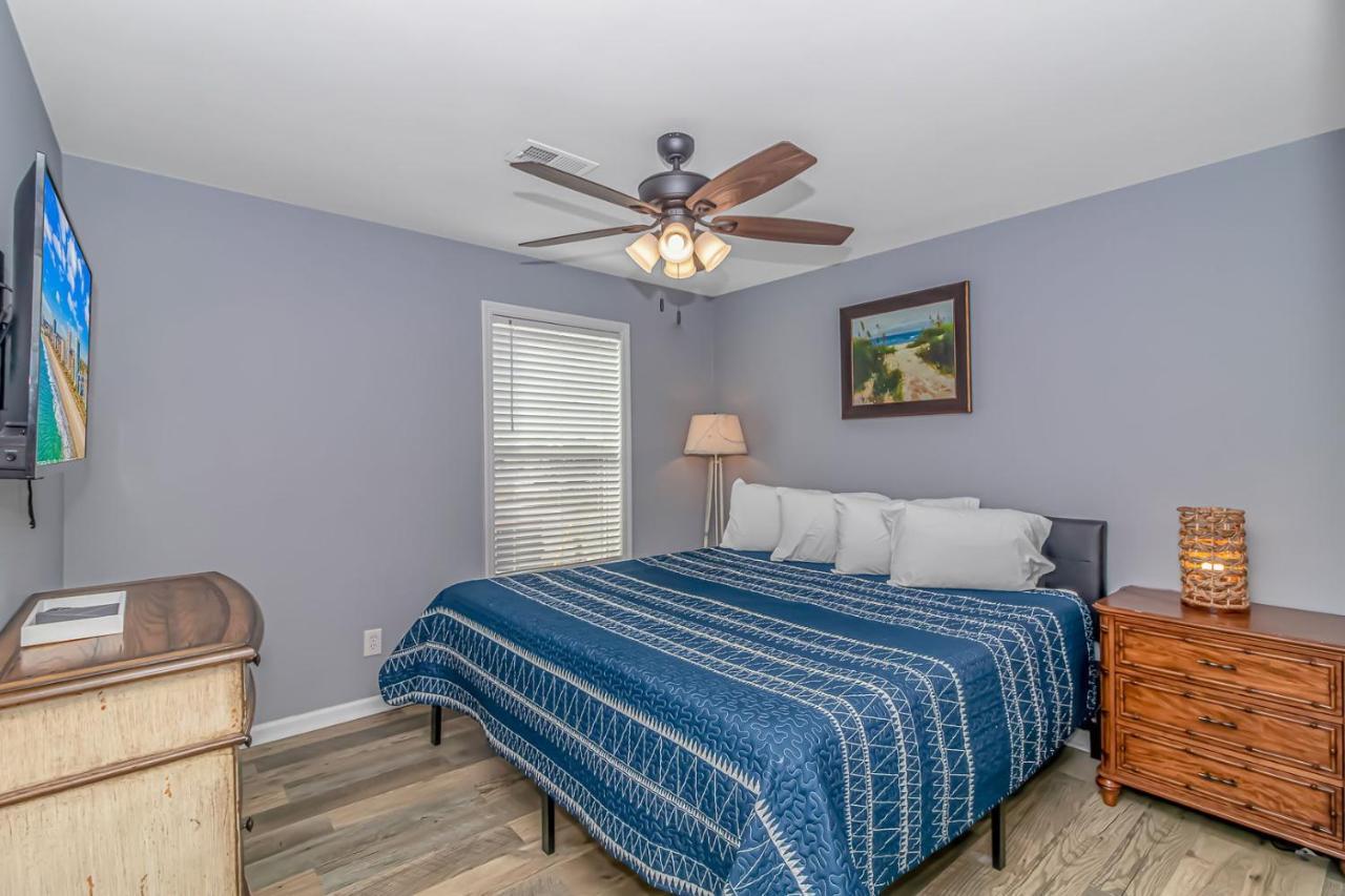 125 Atlantic Avenue Unit G1 - Pet Friendly! Walk To The And Pier! 2br -1ba - Sleeps 6 Guests! Holiday home Myrtle Beach