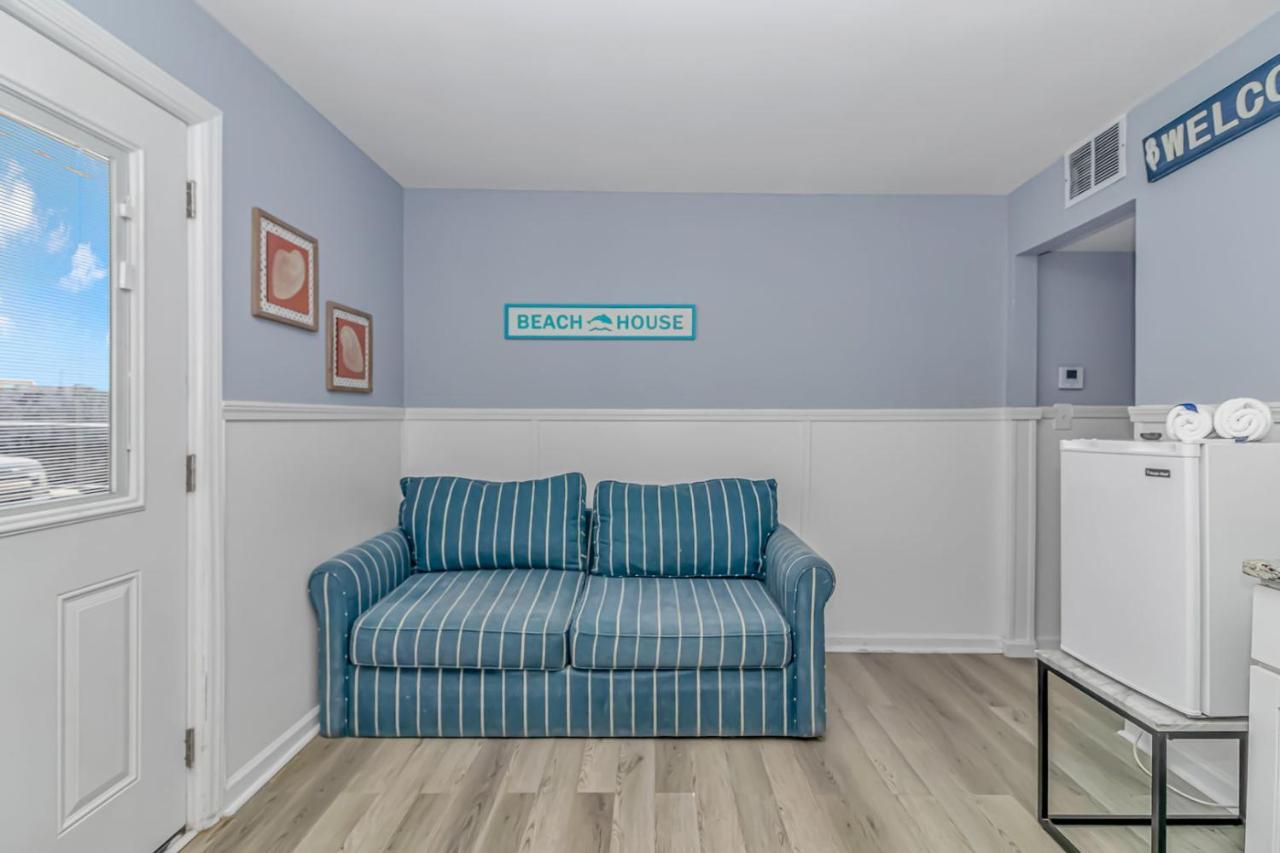 Atlantic Avenue Retreat Holiday home Myrtle Beach