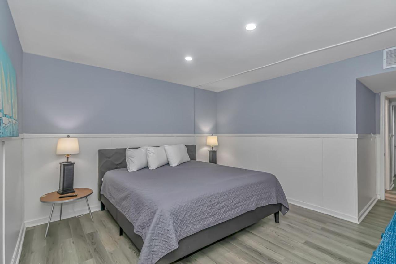 Atlantic Avenue Retreat Holiday home Myrtle Beach