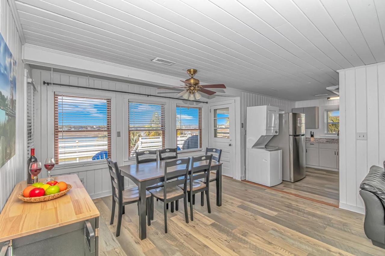 Pet Friendly Beach House! Private Dock On Channel! Private Pool! 5 Bedroom - 3 Bath!