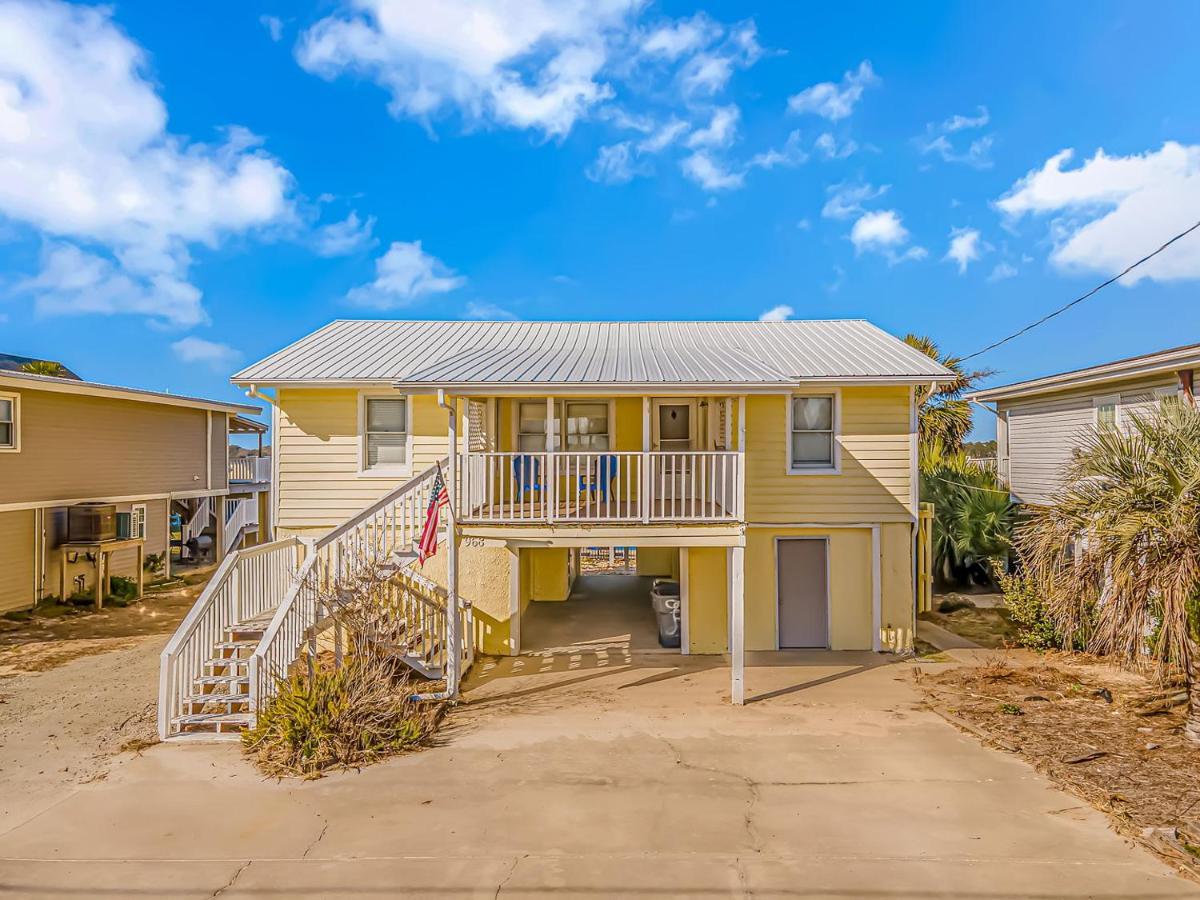 Pet Friendly Beach House! Private Dock On Channel! Private Pool! 5 Bedroom - 3 Bath! * Myrtle Beach