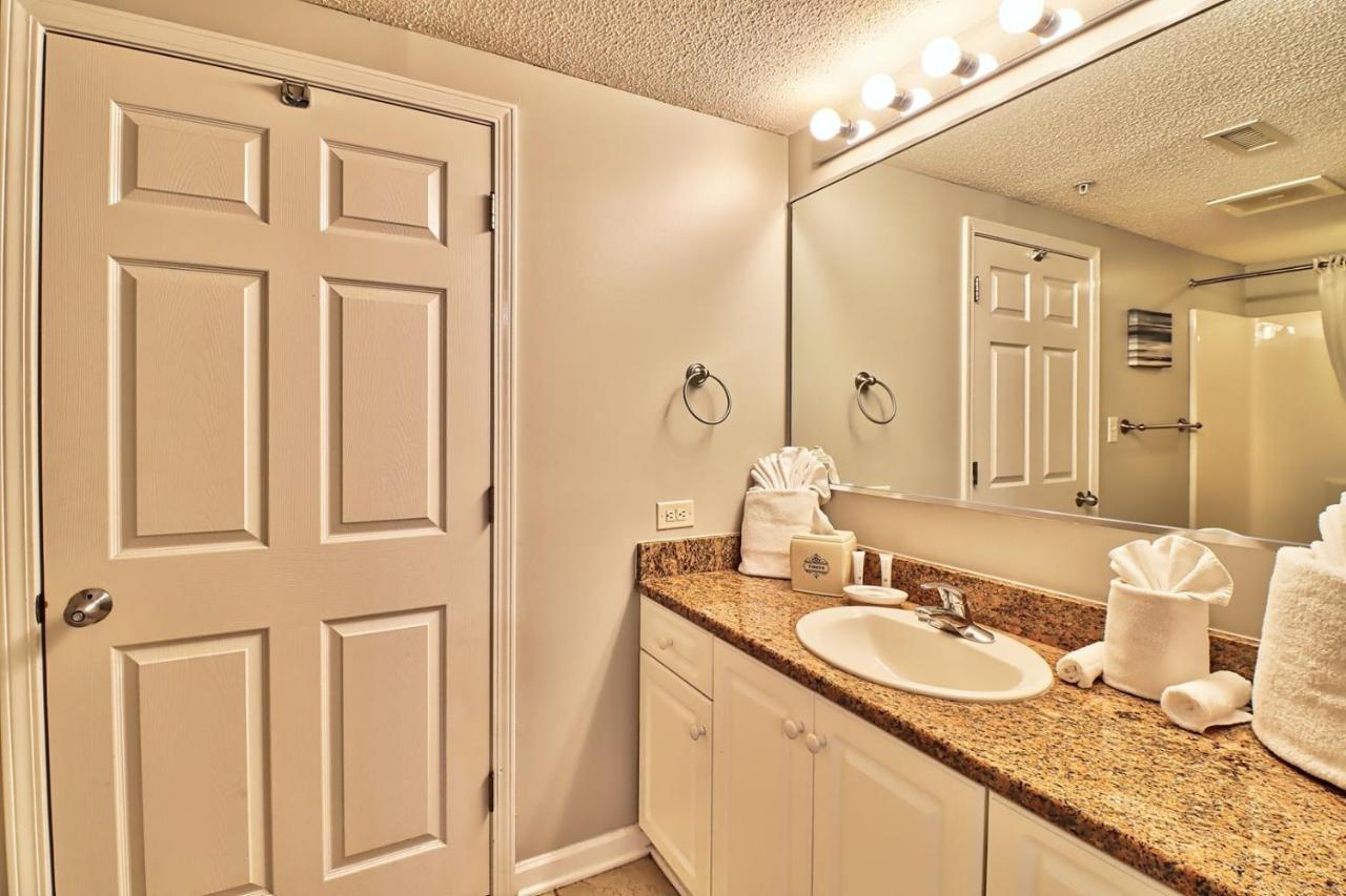 Apartment 401 North Tower