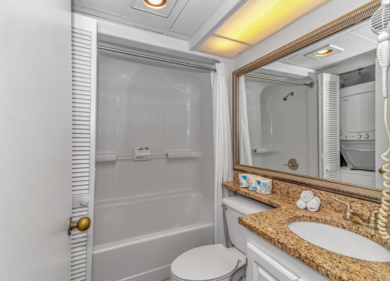 Colony Ocean View - 2 Bedroom, 2 Bath - Perfect For 8!