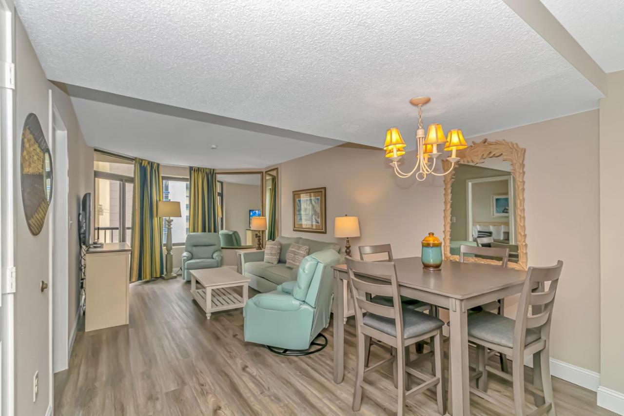 Colony Ocean View - 2 Bedroom, 2 Bath - Perfect For 8! Holiday home *