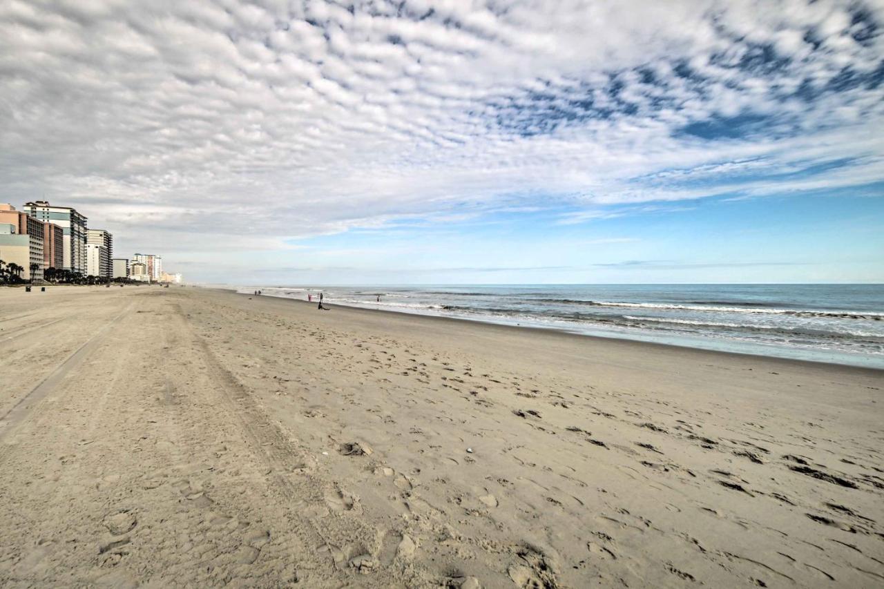 Oceanfront Myrtle With Pool! Apartment