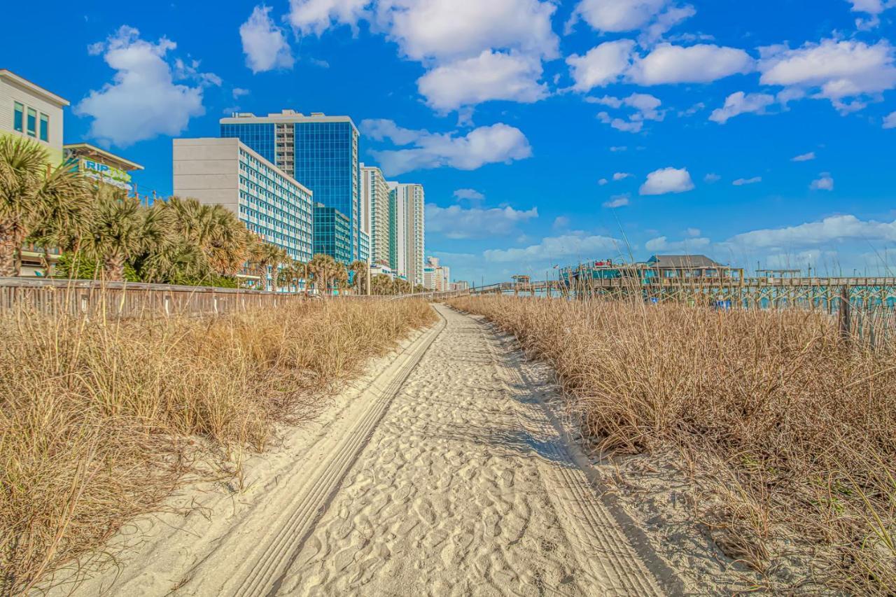 Holiday home Oceanfront 1bedroom Sleeps 6 Holiday Pavilion Condominium Tower 311