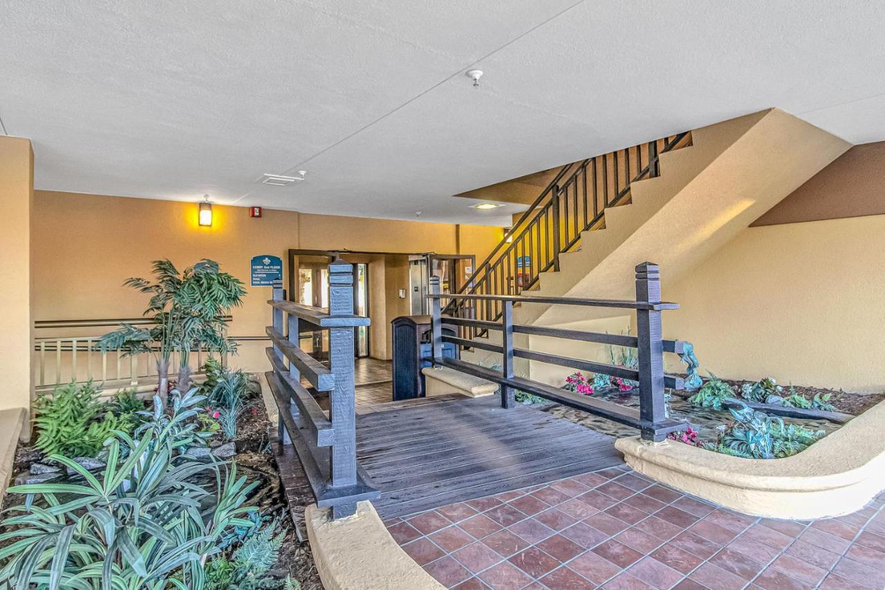 Holiday home Oceanfront 1bedroom Sleeps 6 Holiday Pavilion Condominium Tower 311