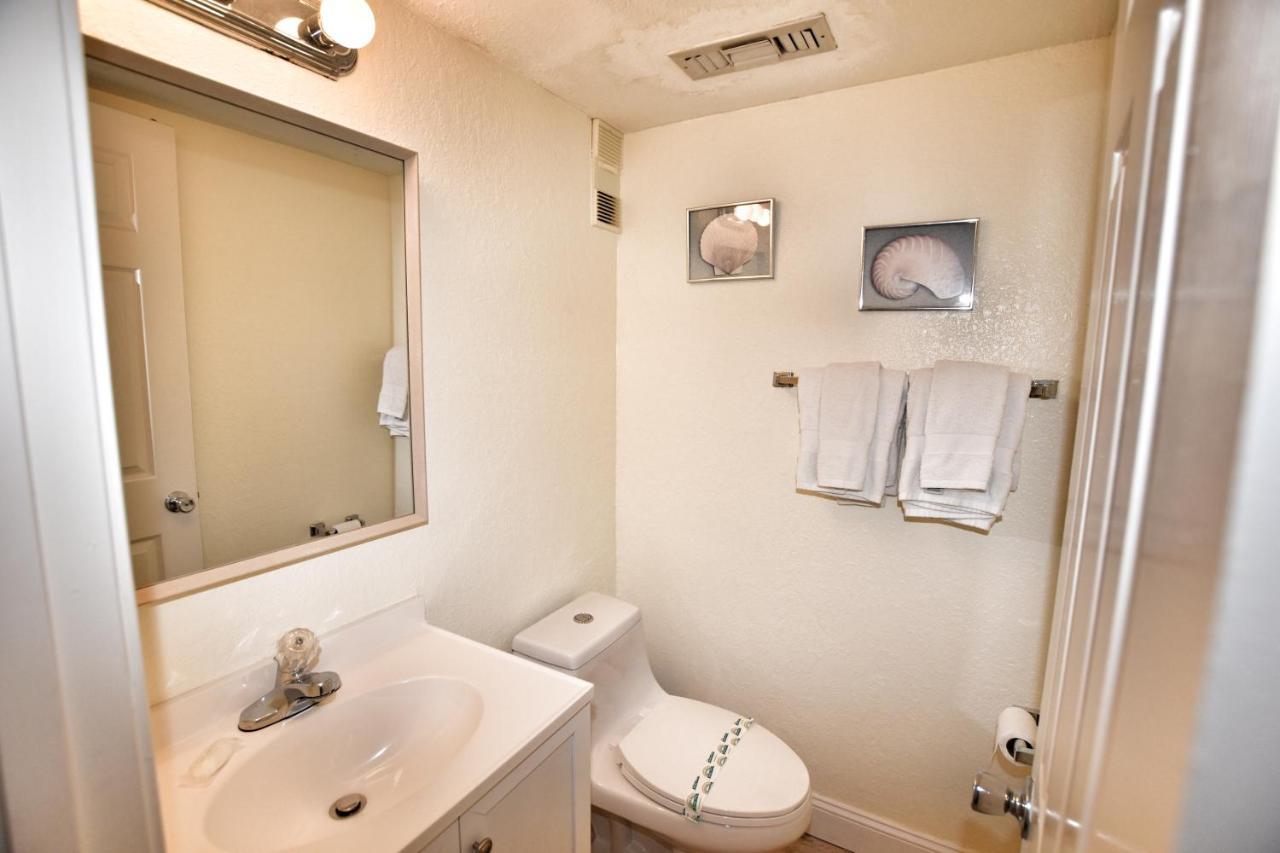 0301 Waters Edge Apartment *
