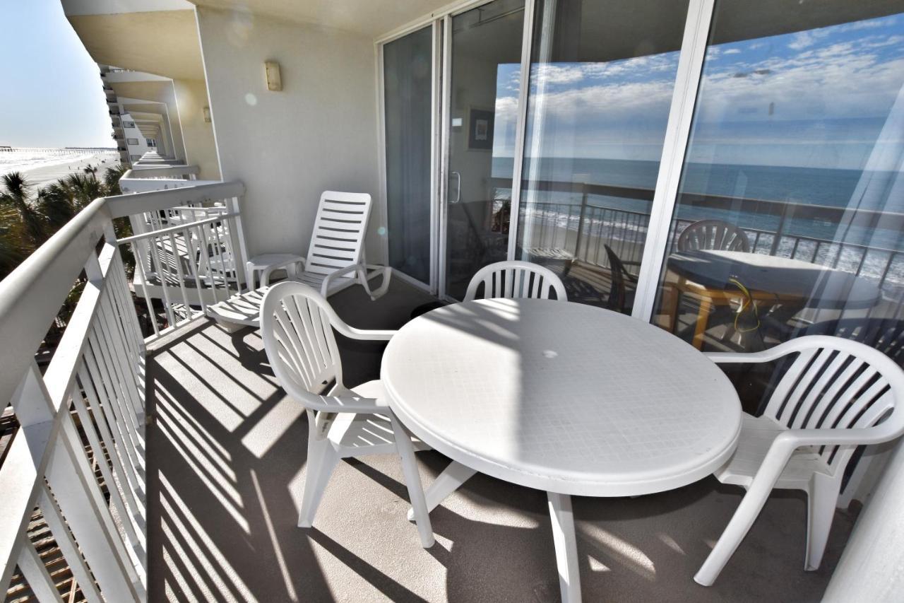 0301 Waters Edge Apartment