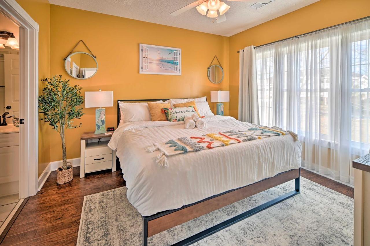 Bright Myrtle With Balcony! Myrtle Beach
