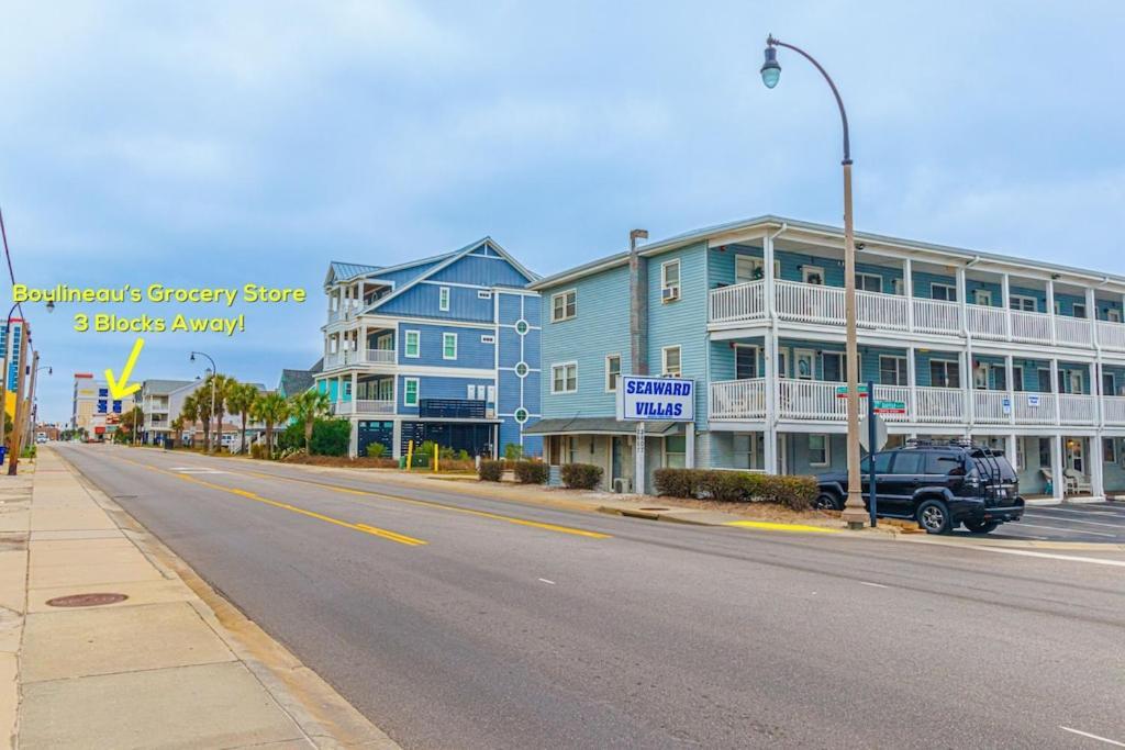 Seaward Escape - Cherry Grove Apartment *