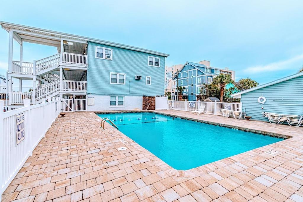 Seaward Escape - Cherry Grove * Myrtle Beach