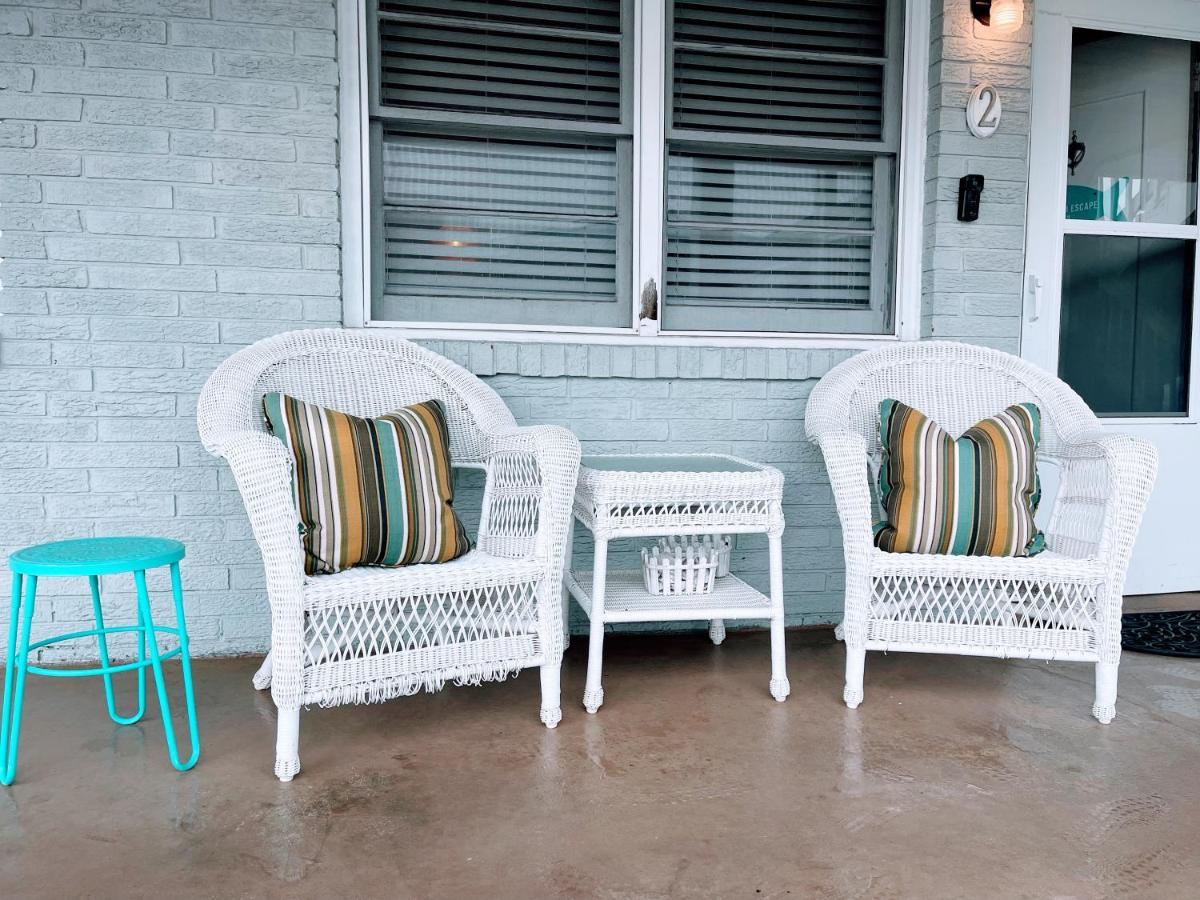 Seaward Escape - Cherry Grove Apartment *