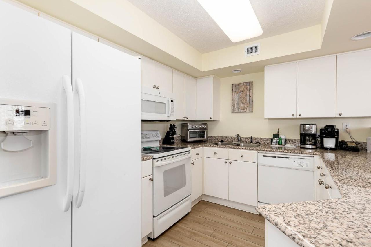 Apartment Ocean Front 2 Bedroom, 2 Bath - 301 Brighton Myrtle Beach