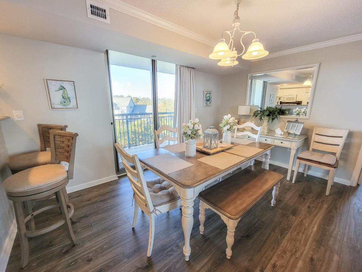 Huge 3 Bedroom, 3 Bath In The Lovely Brighton Building! Apartment *