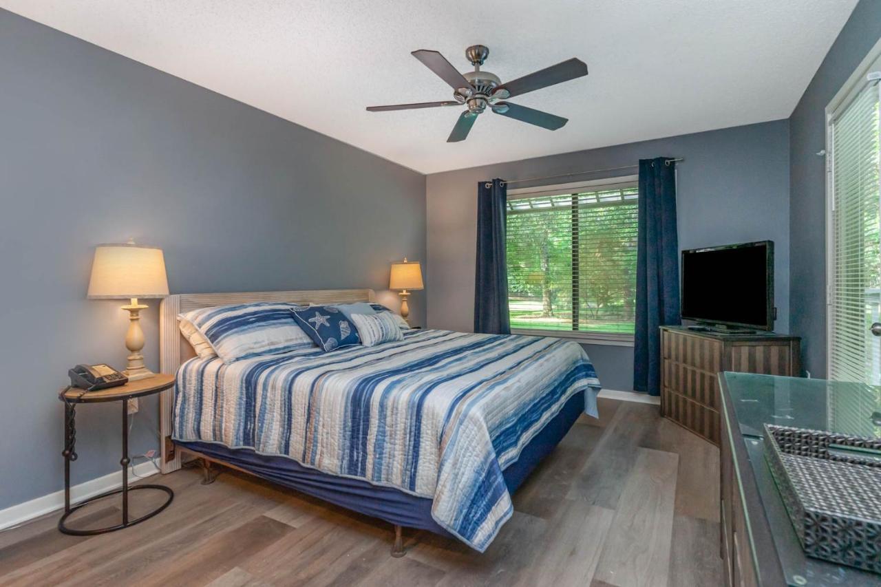 Villa Charming 3 Bedroom Unit Nestled Among The Trees - 15c West Hyde Park *