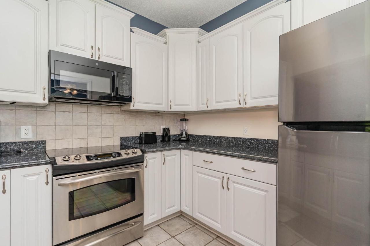Golfers Paradise - 3 Bedroom, 3 Bath In Canterbury Court Villa *