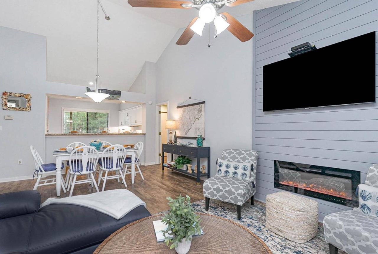 14d Richmond Park - Gorgeously Remodeled 3 Bed, 3 Bath * Myrtle Beach