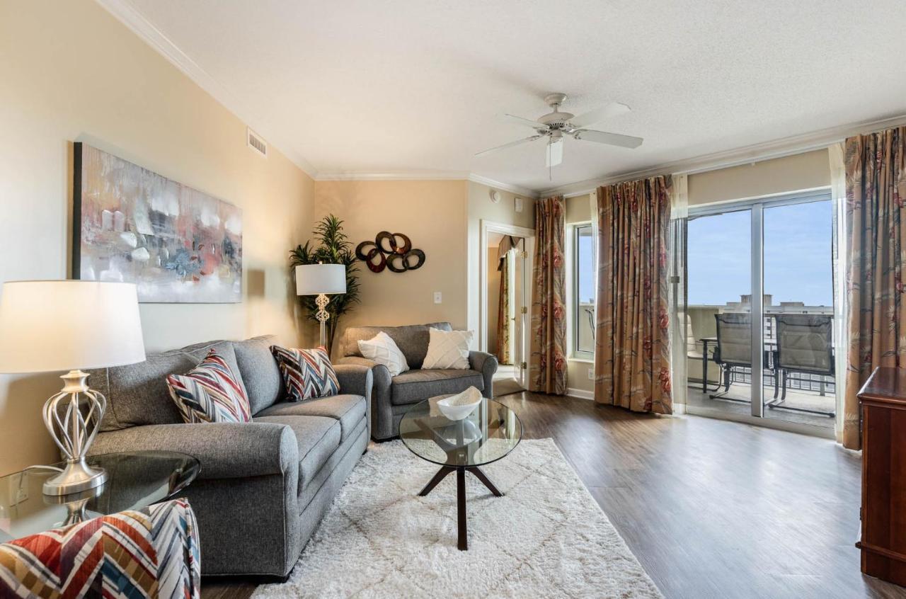 Ocean View 3 Bedroom Unit #1607 Royale Palms