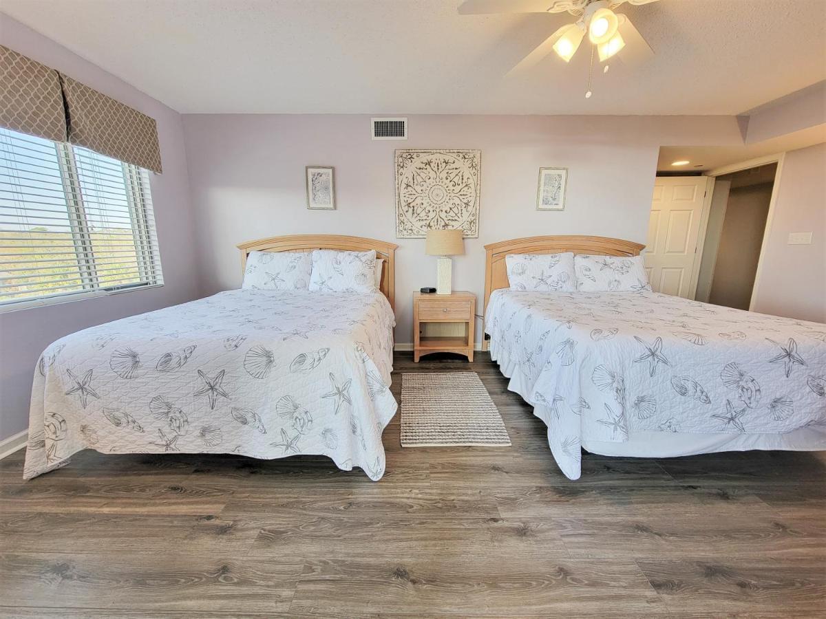 Huge 3 Bedroom, 3 Bath In The Lovely Brighton Building! Myrtle Beach