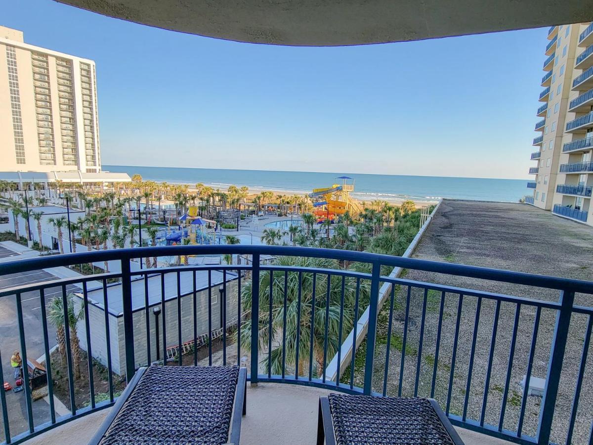 Huge 3 Bedroom, 3 Bath In The Lovely Brighton Building! Apartment *