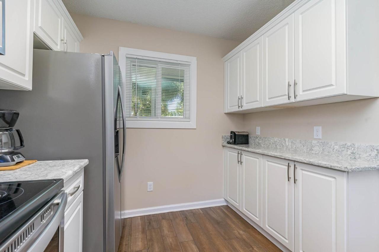 Gorgeous And Spacious 4 Bedroom - 8d Windermere By The Sea Villa *