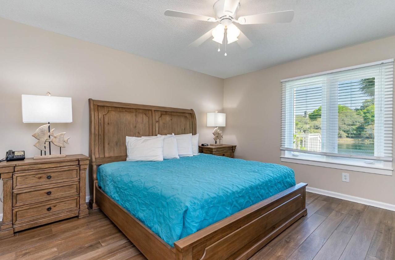 Villa Gorgeous And Spacious 4 Bedroom - 8d Windermere By The Sea Myrtle Beach