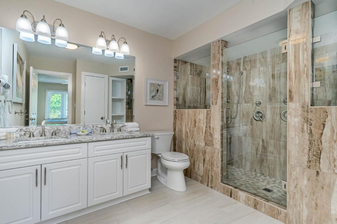 Gorgeous And Spacious 4 Bedroom - 8d Windermere By The Sea