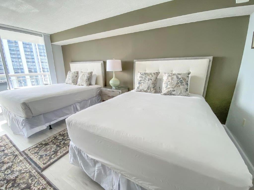 Apartment Stunning Ocean View Remodeled 2 Bedroom 2 Bath Condo, 908 South Hampton Myrtle Beach
