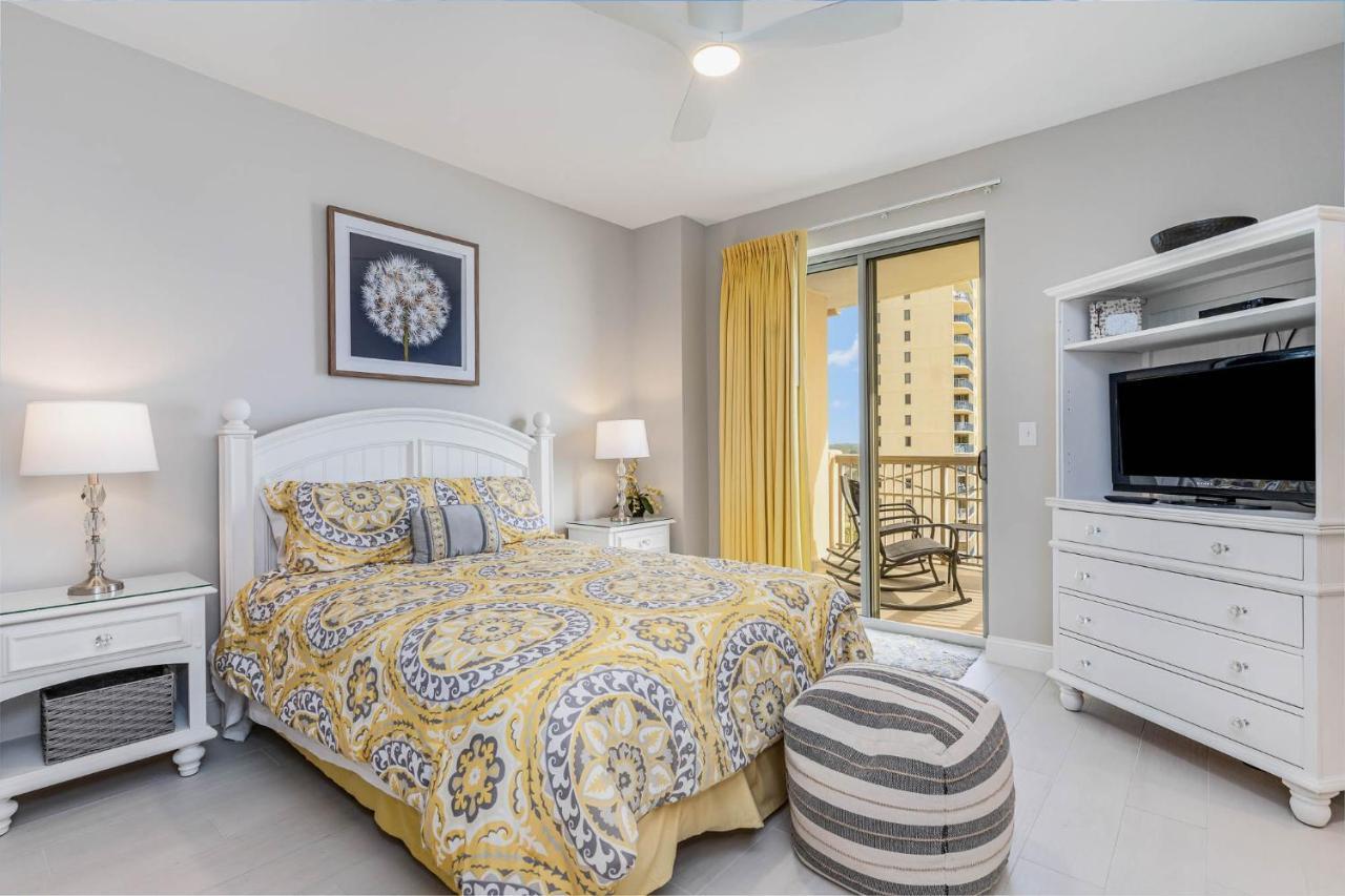 Exquisitely Remodeled 3 Bedroom 3 Bath Ocean View Condo, 908 Margate Apartment
